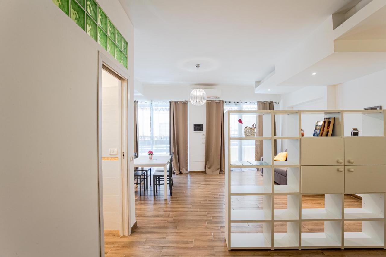 Appartamento Ichnos Loft 55 Olbia Esterno foto